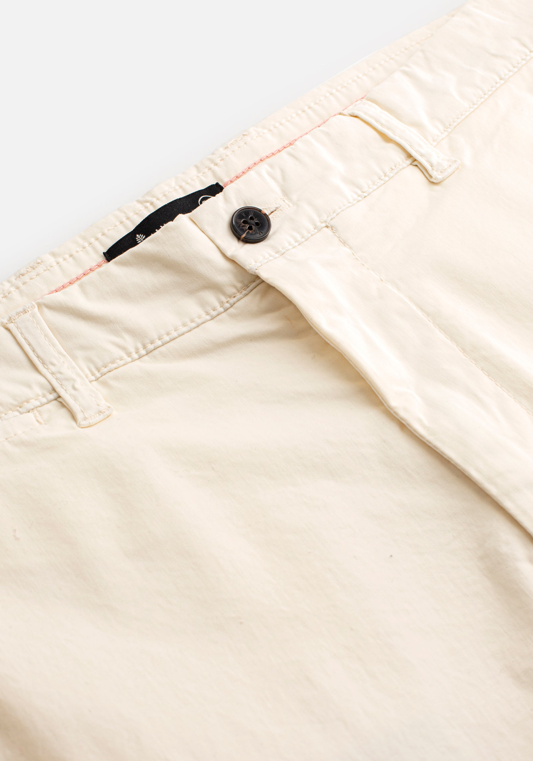 Alicante Beige Bermuda