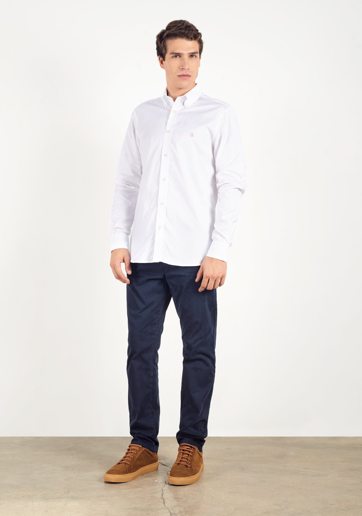 White Shirt with Button Down Collar L - Pink