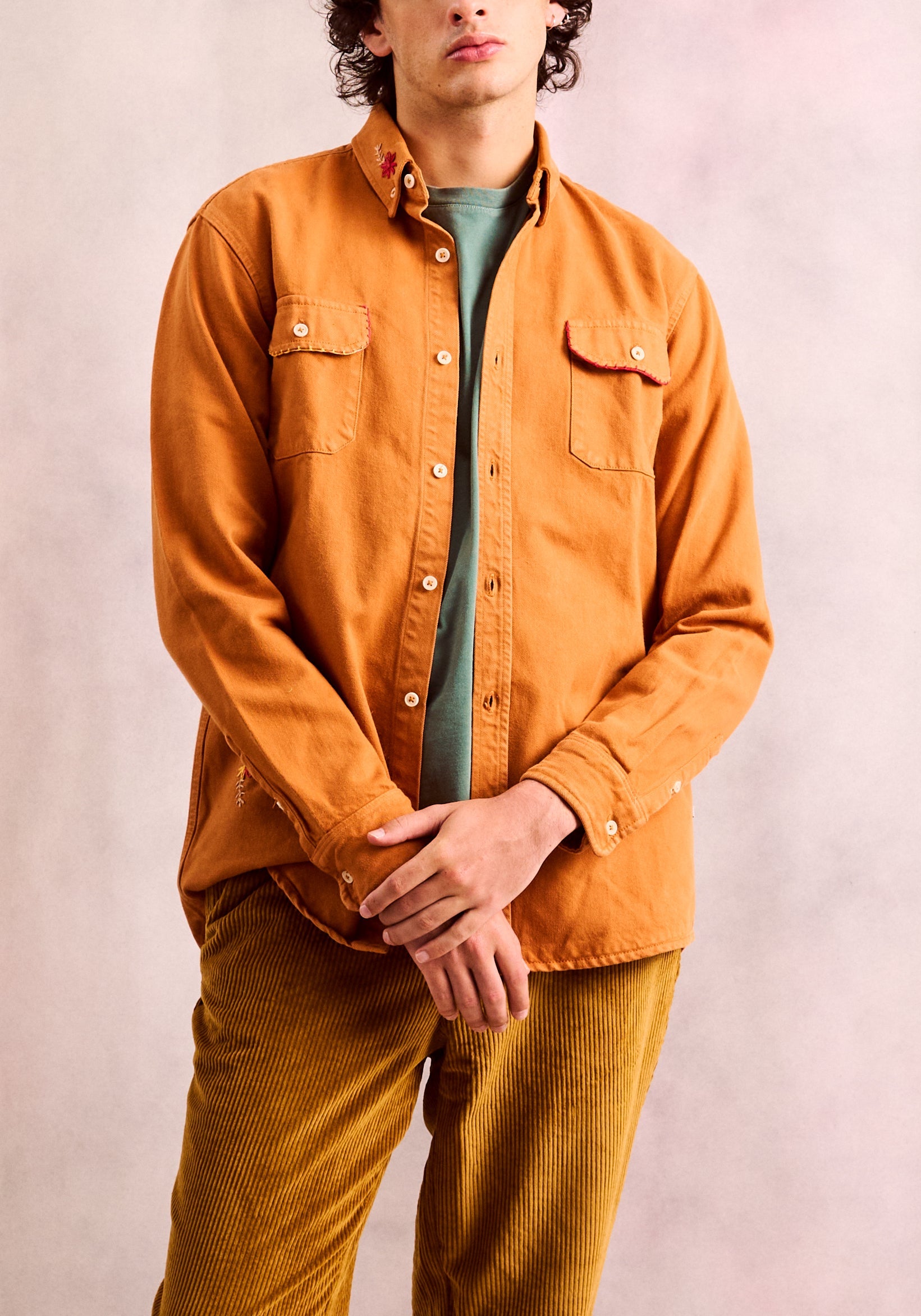 Overshirt Indigo Bordada Terracota