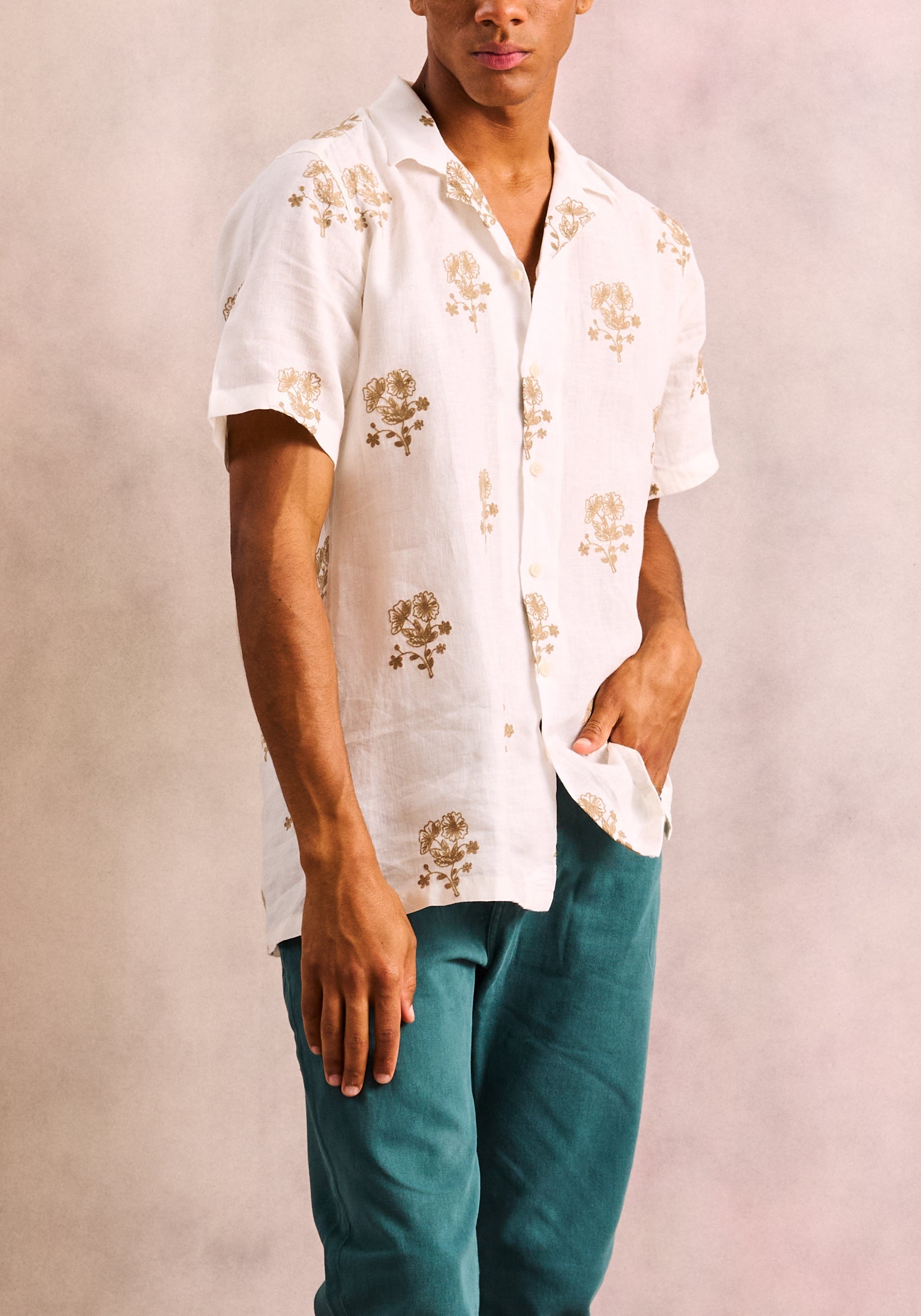 Ivory Linen Linen Embroidery Flowers Cuban Shirt - Habano