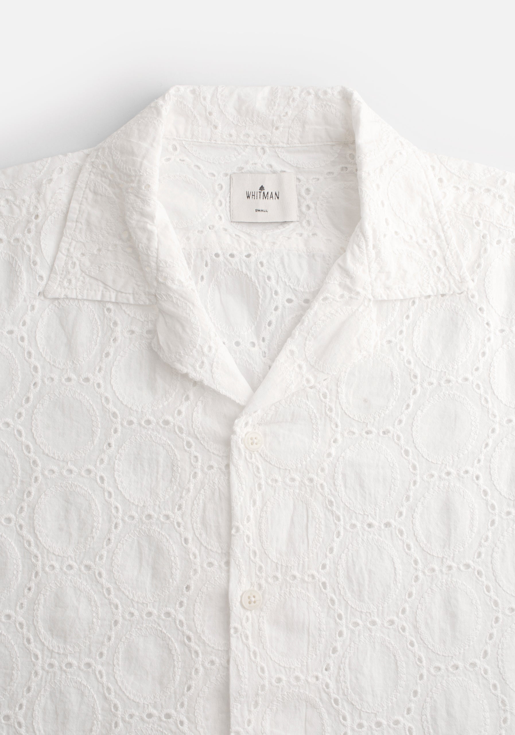 Buttonhole Cuban Shirt. White