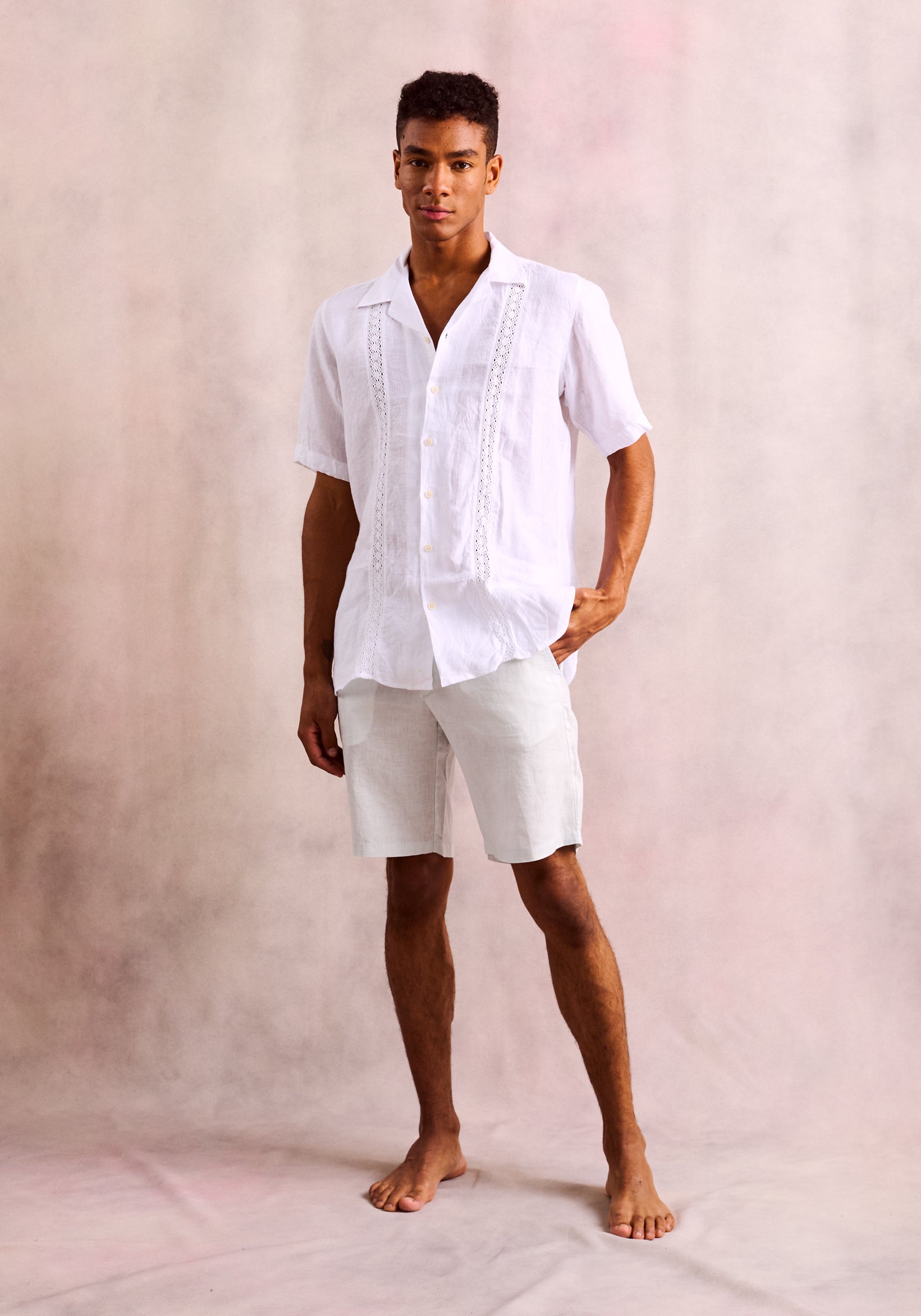 Guayabera Bol. White Short Sleeve