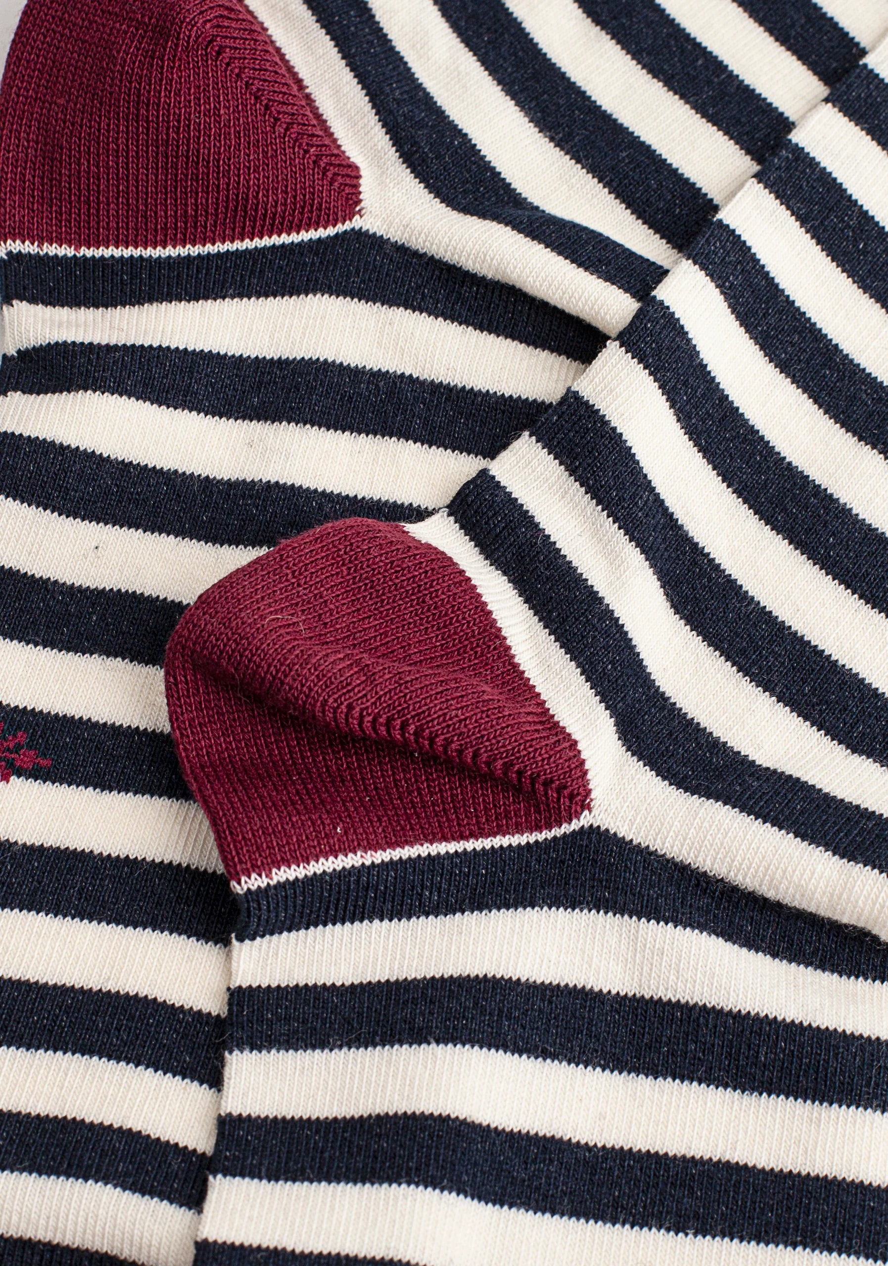 Blue Osc - Beige P-T Red Wine Striped Stockings
