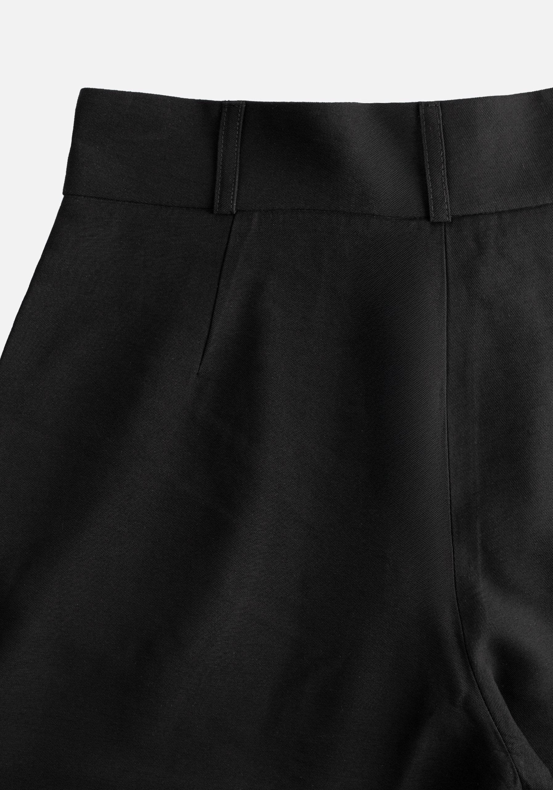 M Cayrus Black Pants