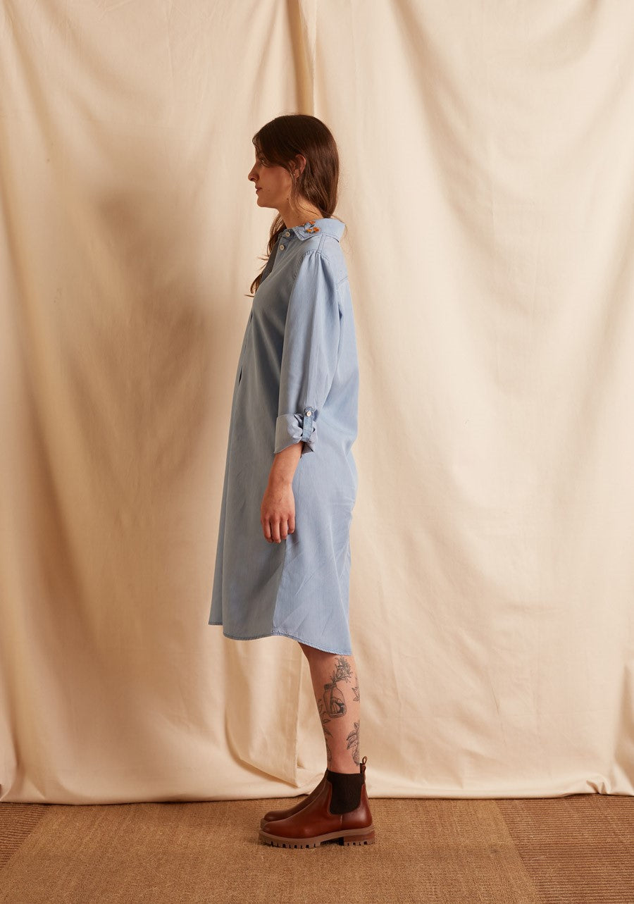 Madeiro Medium Blue Dress